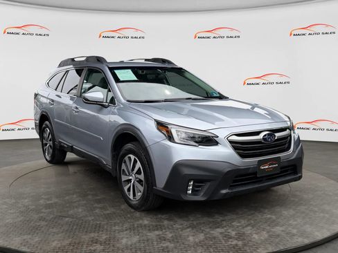 Used 2020 Subaru Outback Premium AWD/4WD image 5
