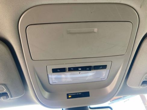 Used 2022 Chevrolet Colorado LT w/ Fleet Safety Package image 26