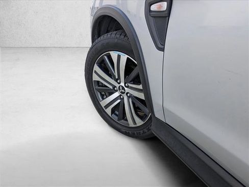 Used 2020 Mitsubishi Outlander Sport ES image 10