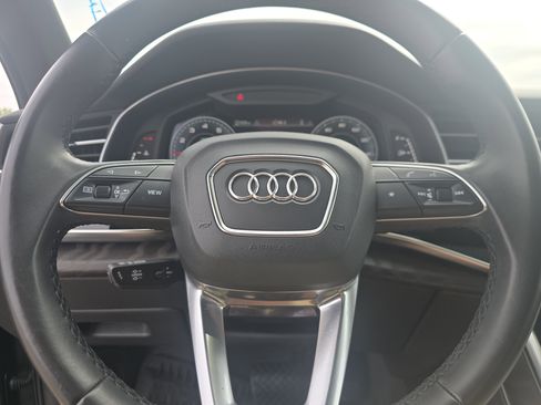 Used 2022 Audi Q7 2.0T Premium Plus AWD/4WD image 24
