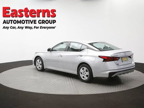 Used 2024 Nissan Altima 2.5 S FWD image 62