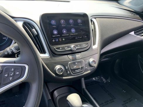Used 2023 Chevrolet Malibu LS FWD image 6