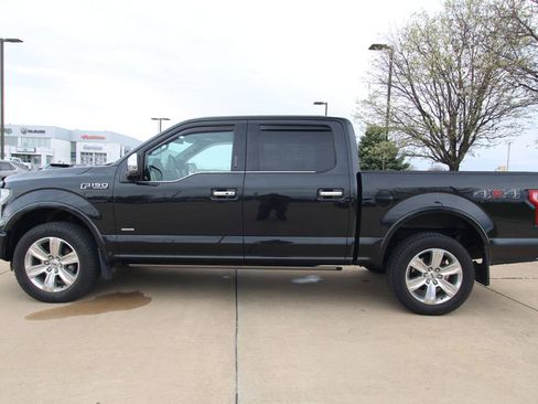 Used 2015 Ford F150 Platinum w/ Equipment Group 701A Luxury image 17