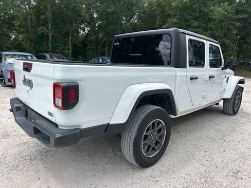 Used 2023 Jeep Gladiator Overland AWD/4WD image 46