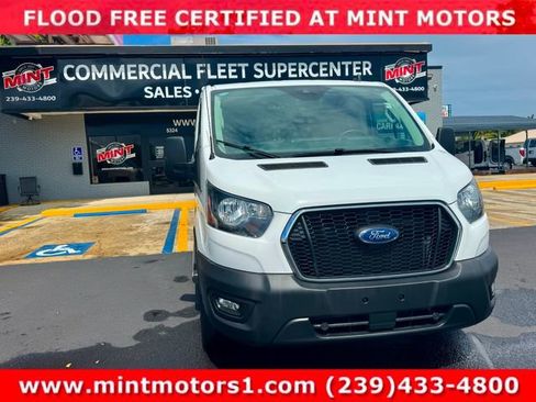 Used 2025 Ford Transit 250 Low Roof w/ Exterior Upgrade Package RWD image 7
