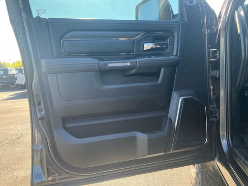Used 2024 RAM 3500 Limited AWD/4WD image 17