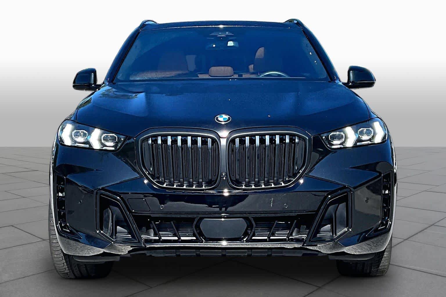 Used 2025 BMW X5 xDrive40i w/ Executive Package AWD/4WD image 4