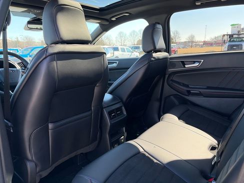 Used 2024 Ford Edge ST-Line image 31