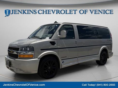 Used 2021 Chevrolet Express 2500 RWD image 11