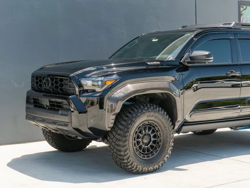 Used 2026 Toyota 4Runner Limited AWD/4WD image 21