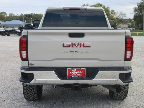 New 2026 GMC Sierra 2500 SLE w/ SLE Value Package; image 6