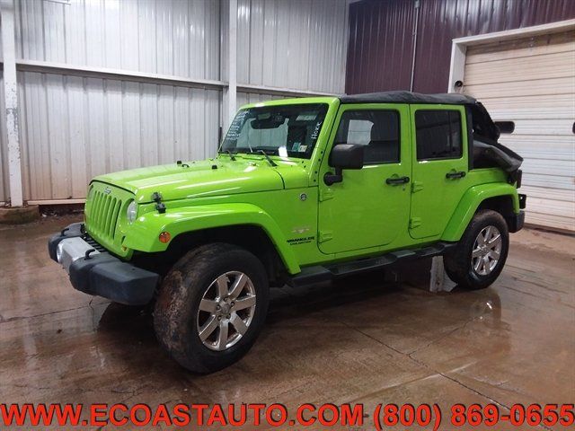 Used 2013 Jeep Wrangler Unlimited Sahara w/ Connectivity Group AWD/4WD image 4