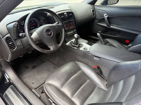 Used 2008 Chevrolet Corvette Z06 w/ Preferred Equipment Group RWD image 12