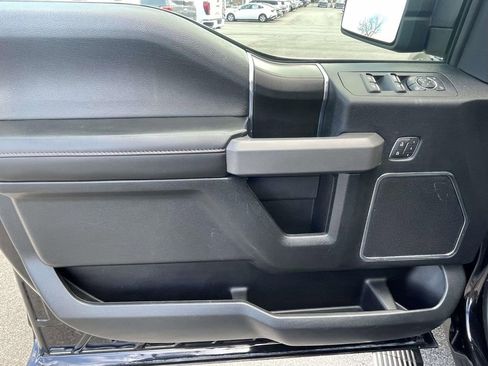 Used 2019 Ford F150 Platinum w/ Max Trailer Tow Package image 20