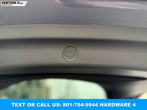 Used 2023 Tesla Model Y Long Range image 34