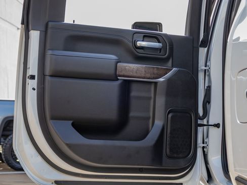 Used 2020 GMC Sierra 2500 Denali w/ Denali Ultimate Package image 37