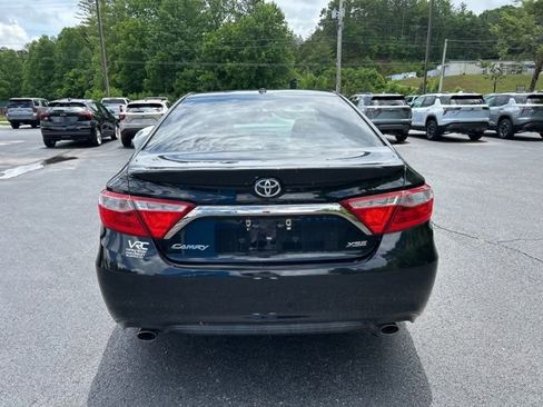 Used 2017 Toyota Camry XSE FWD image 5