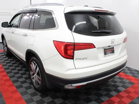 Used 2017 Honda Pilot Elite image 5