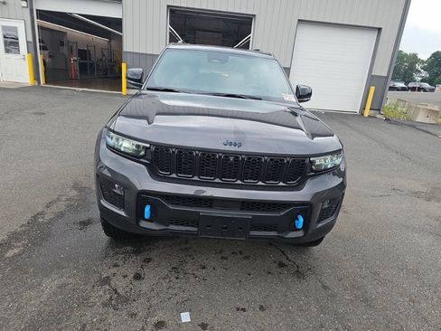 Used 2024 Jeep Grand Cherokee Trailhawk AWD/4WD image 6