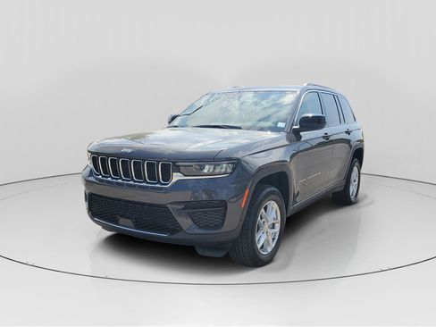 New 2025 Jeep Grand Cherokee Laredo X image 4