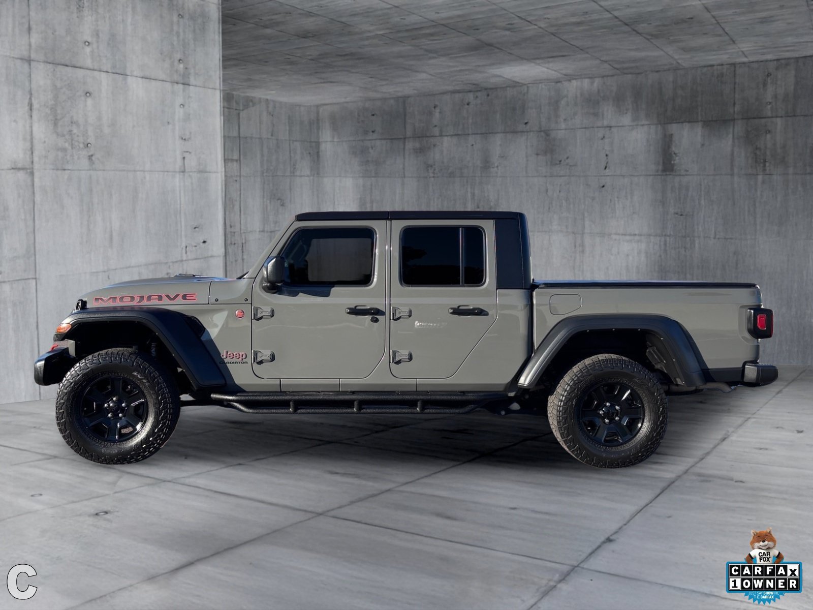 Used 2022 Jeep Gladiator Mojave w/ Trailer Tow Package AWD/4WD image 3