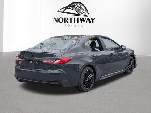 New 2026 Toyota Camry SE FWD image 4