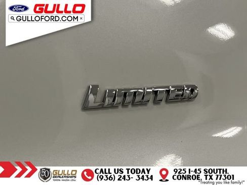 Used 2023 Toyota 4Runner Limited AWD/4WD image 32