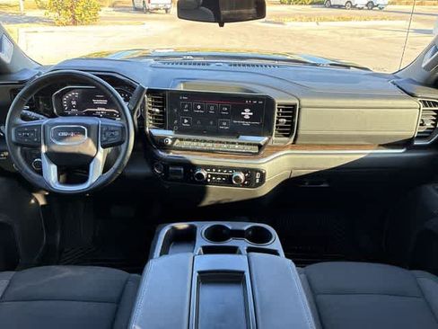Used 2025 GMC Sierra 1500 Elevation RWD image 16