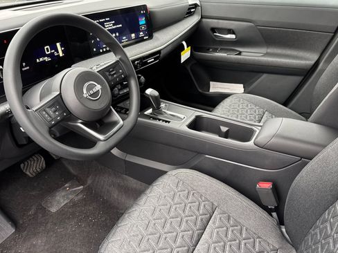 New 2026 Nissan Kicks SV w/ SV Premium Package image 7