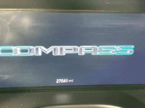 Used 2022 Jeep Compass High Altitude image 12