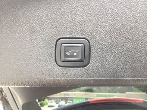 Used 2015 Cadillac SRX Performance w/ Driver Assist Package AWD/4WD image 17