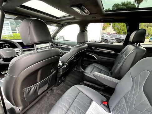 Certified 2025 Kia Telluride SX Prestige X-Line image 16