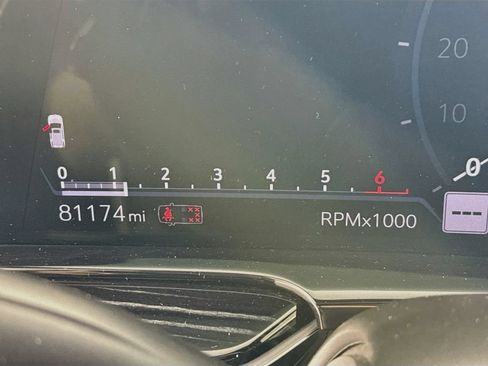 Used 2021 Cadillac Escalade ESV Sport AWD/4WD image 13