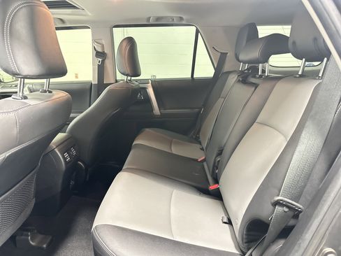 Used 2022 Toyota 4Runner SR5 Premium w/ Moonroof Package image 31