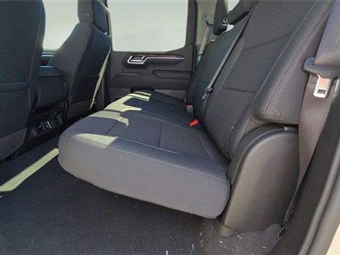 New 2026 GMC Sierra 1500 SLE w/ X31 Off-Road Package image 32