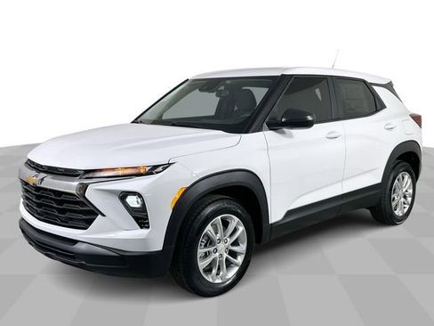 New 2026 Chevrolet TrailBlazer LS w/ LS Convenience Package FWD image 1