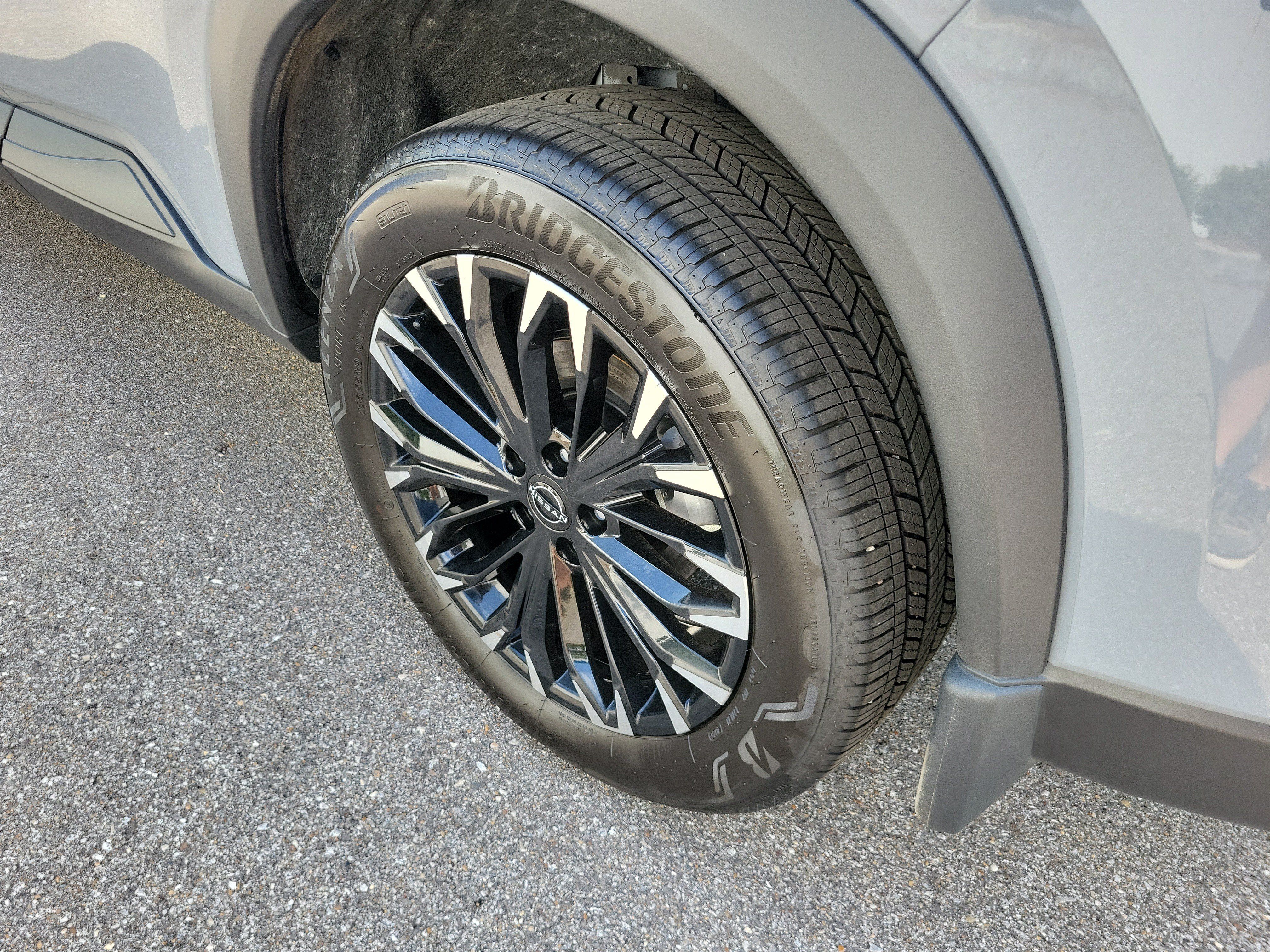 Used 2026 Nissan Rogue Dark Armor FWD image 26