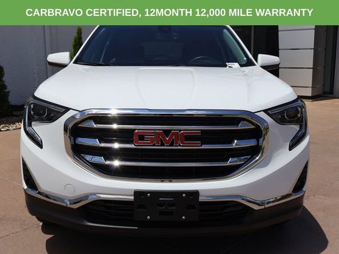 Certified 2020 GMC Terrain SLT w/ Preferred Package AWD/4WD image 2