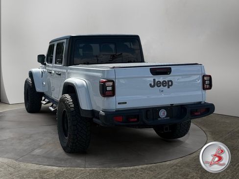 Used 2023 Jeep Gladiator Rubicon w/ Safety Group AWD/4WD image 5