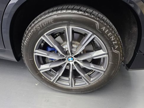 Used 2020 BMW X5 M50i w/ Premium Package AWD/4WD image 17
