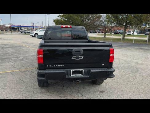 Used 2018 Chevrolet Silverado 1500 LT w/ Midnight Edition image 33