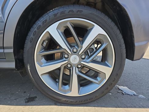 Used 2021 Hyundai Kona Limited w/ Cargo Package image 35