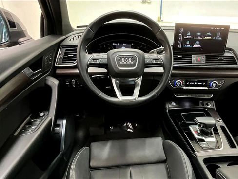Used 2023 Audi Q5 2.0T Premium w/ Convenience Package AWD/4WD image 7