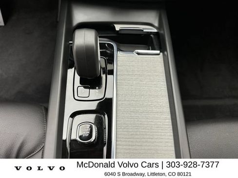 Certified 2025 Volvo XC60 B5 Plus AWD/4WD image 20
