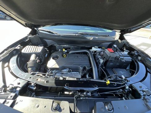 Used 2025 Chevrolet Equinox RS w/ Convenience Package III image 29