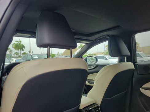 Used 2024 Lexus NX 250 FWD image 13