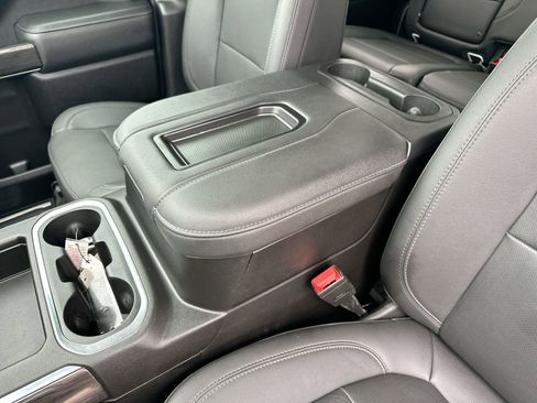 Used 2021 Chevrolet Silverado 2500 LTZ AWD/4WD image 20