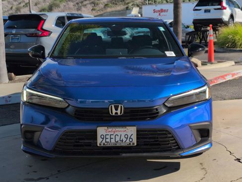 Used 2023 Honda Civic Sport image 8
