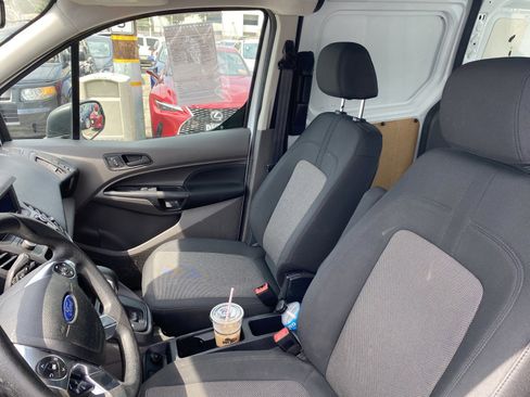 Used 2020 Ford Transit Connect XL image 10