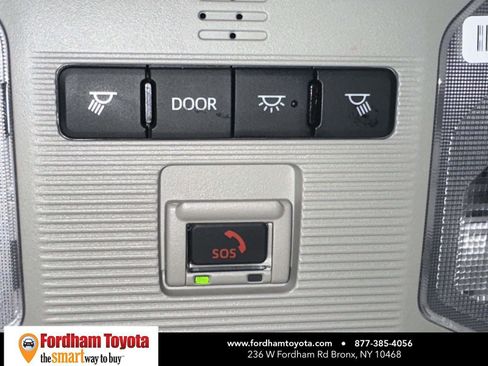 Used 2025 Toyota RAV4 LE image 33